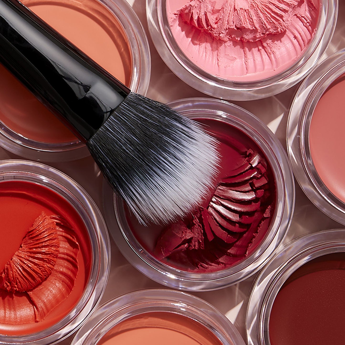 putty-blush-brush-b9 011321_PuttyBlush-Brush_V2_COMP_Final_IGF2.jpg