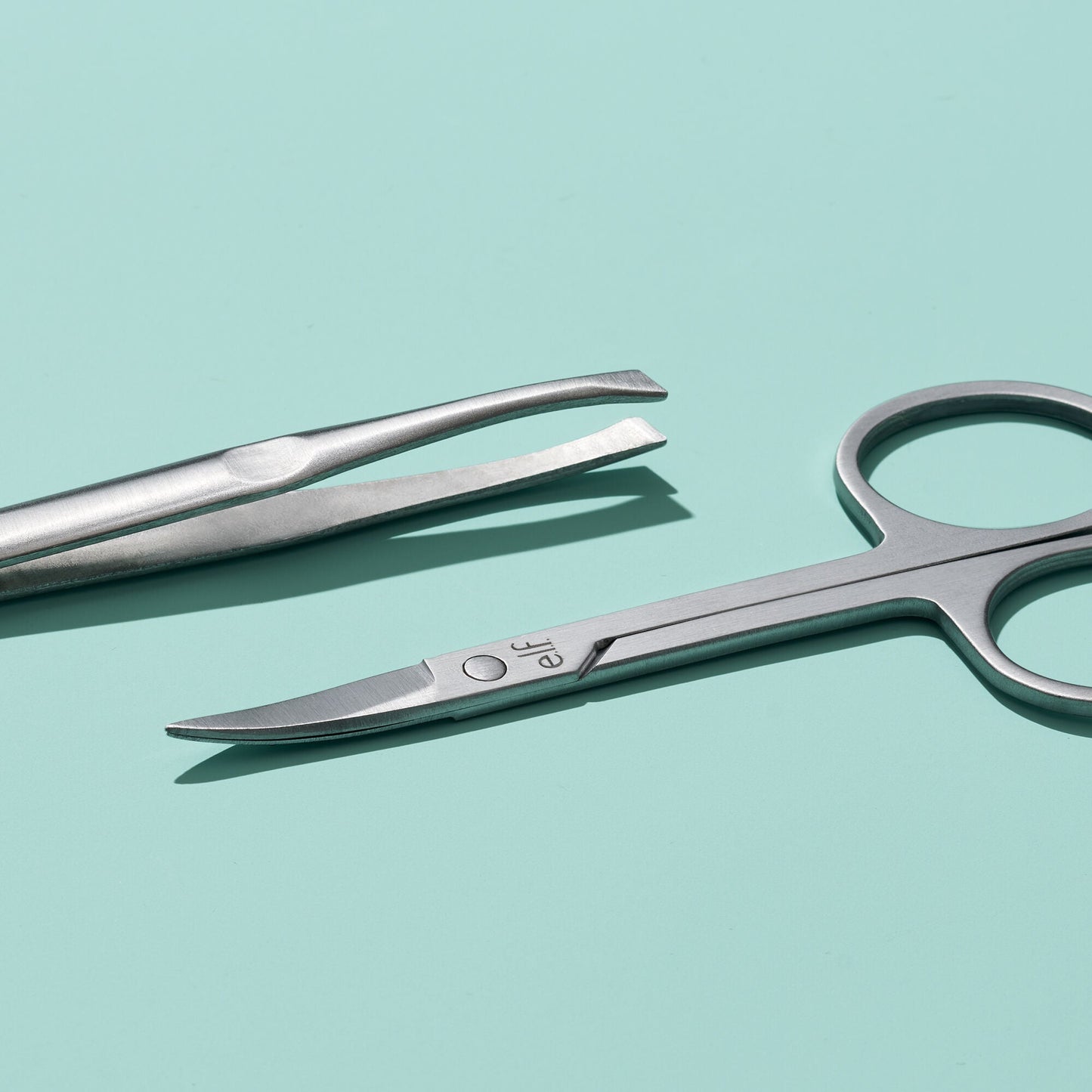 on-point-brow-kit-r6 011822_Brow-ToolSet-V1_0019-RGB_IGF.jpg