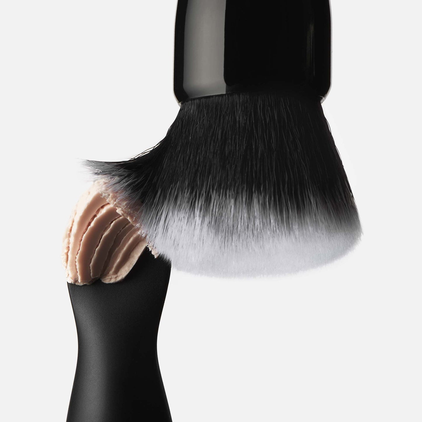 putty-primer-brush-and-applicator-s0 040523_SL_PuttyApplicator_0025_FINAL_RGB_IGF.jpg