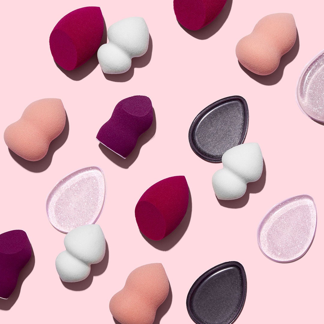 blending-and-highlighting-sponge-duo-s7 0619_SocialIGF_Sponges1_b1fd4502-7674-4b0c-86df-28fe31a55570.jpg