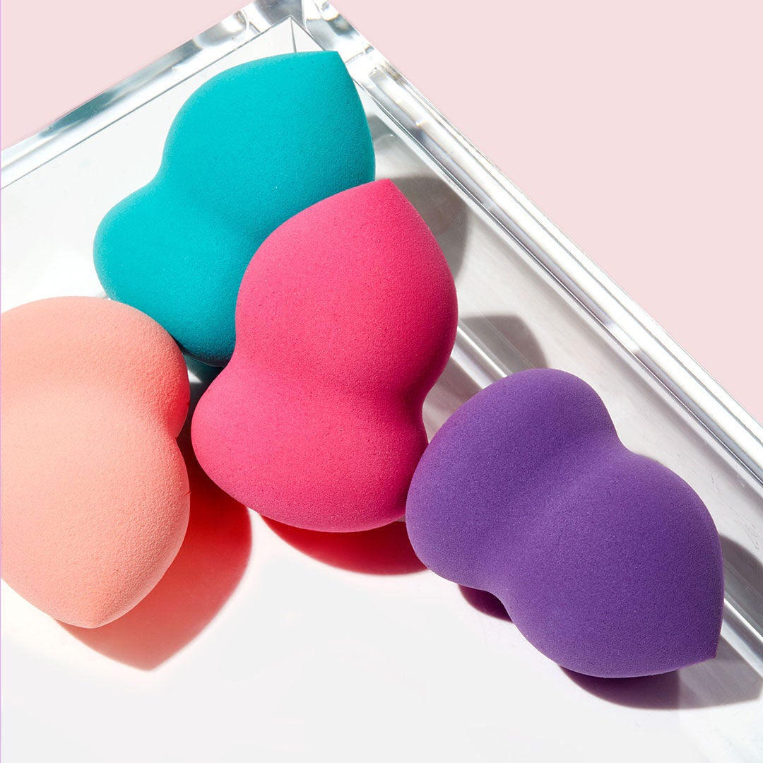 blending-sponge-peach-u2 0619_SocialIGF_Sponges4.jpg