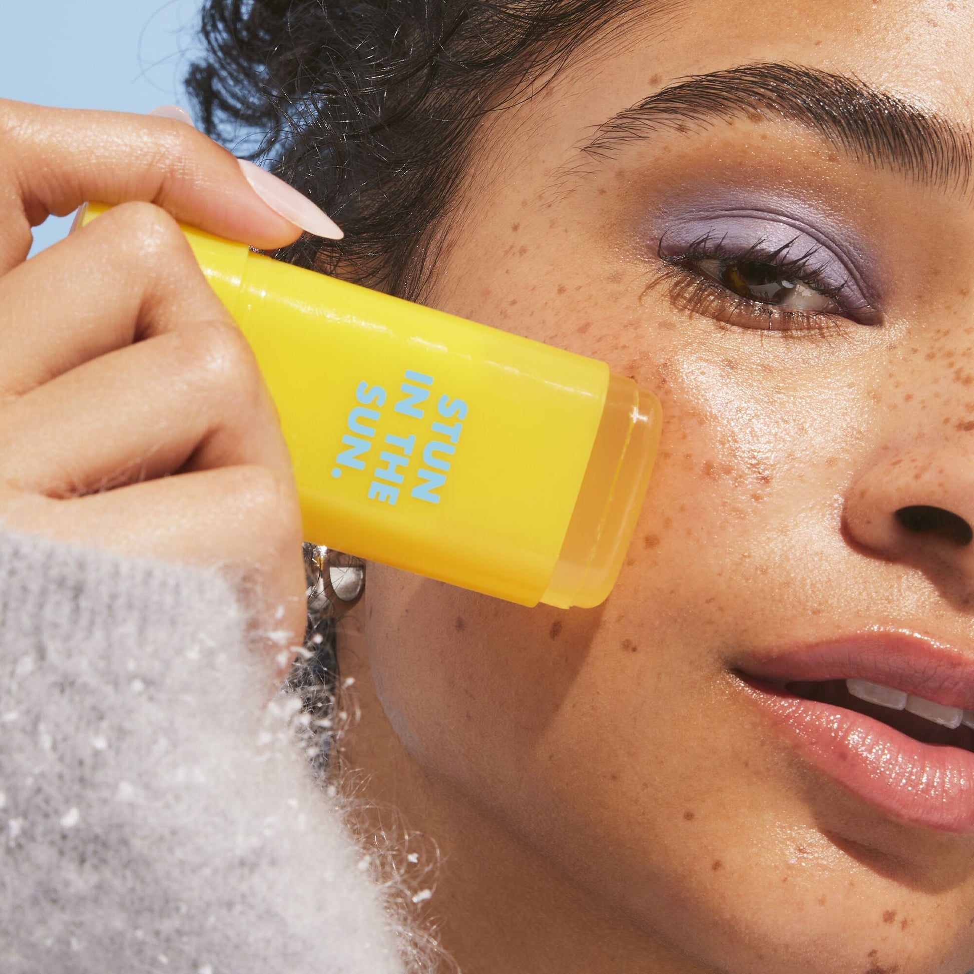 suntouchable-invisi-stick-spf-50-a5 091924_Aiyana_Sunwich2_2468_FINAL_RGB_IGF2.jpg