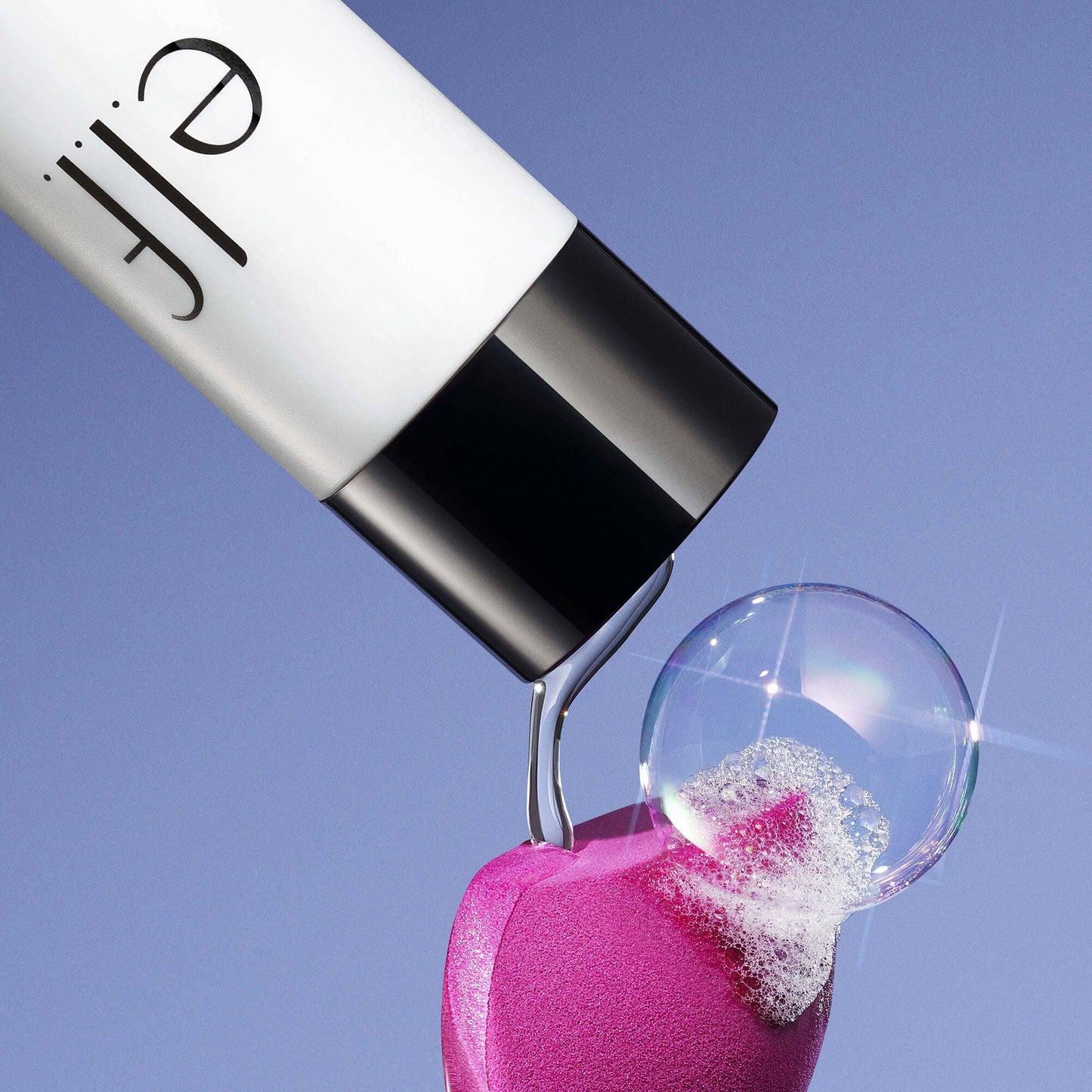 clean-queen-liquid-brush-and-sponge-cleaner-p1 111124_elf_CleanQueen_Tools_0032_MAIN-HELICON_358_w2QC_IGF.jpg