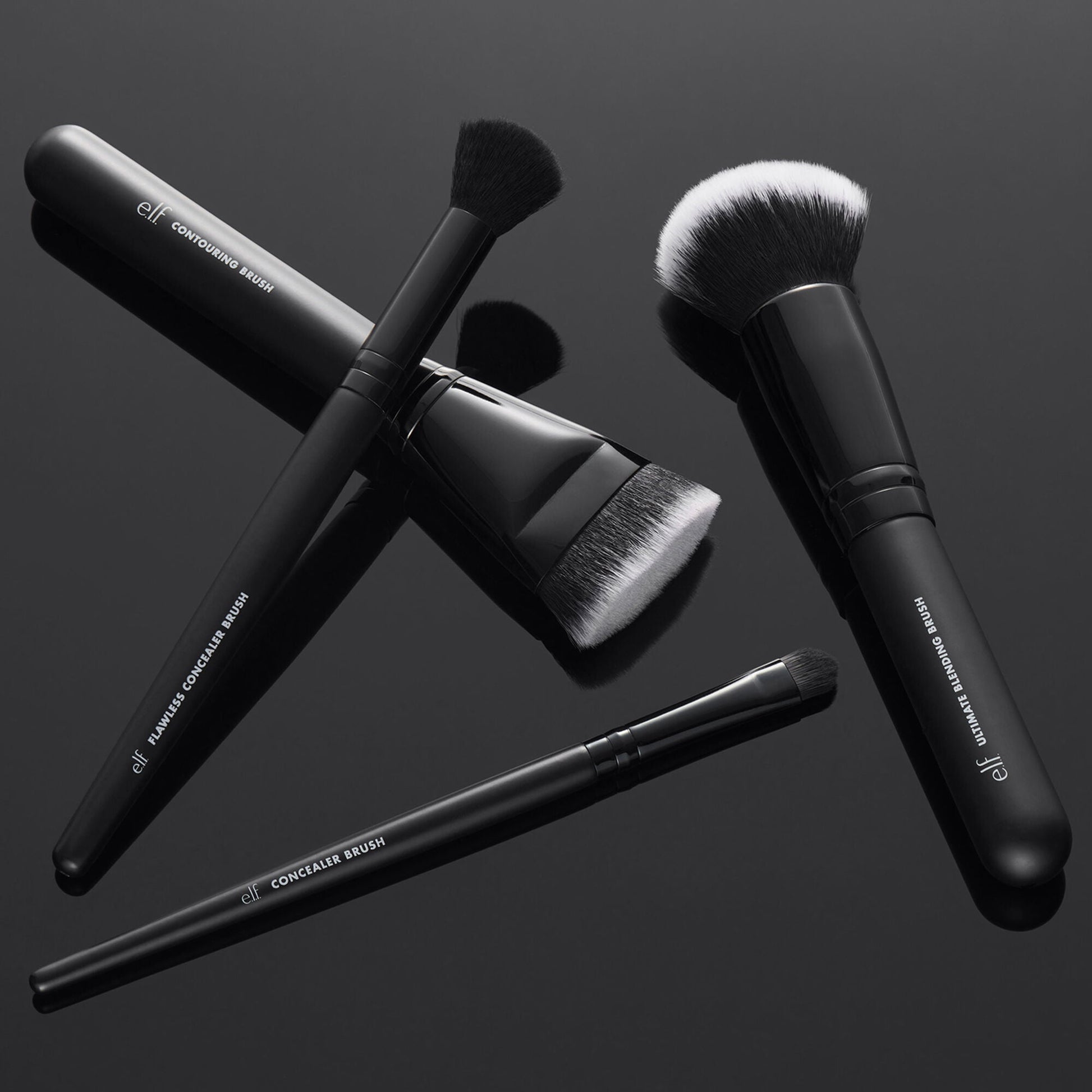 foundation-and-concealer-brush-set-k1 12142020_ComplexionPerfection-FaceBrush_0028_FocusBracket-MAIN_V2_IGF.jpg