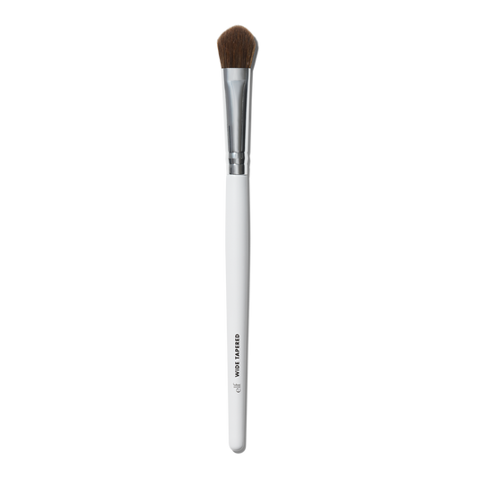 wide-tapered-eyeshadow-brush-t9 21994_OPENA_R.png