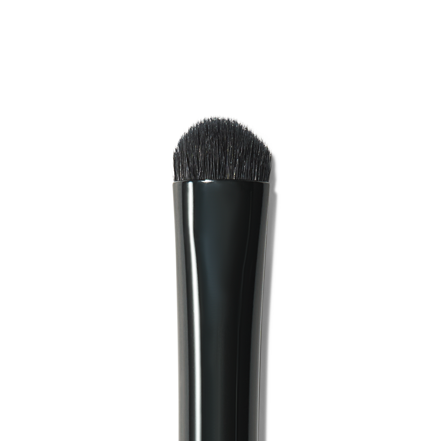 short-smudging-brush-q4 81282_MACRO_R.png