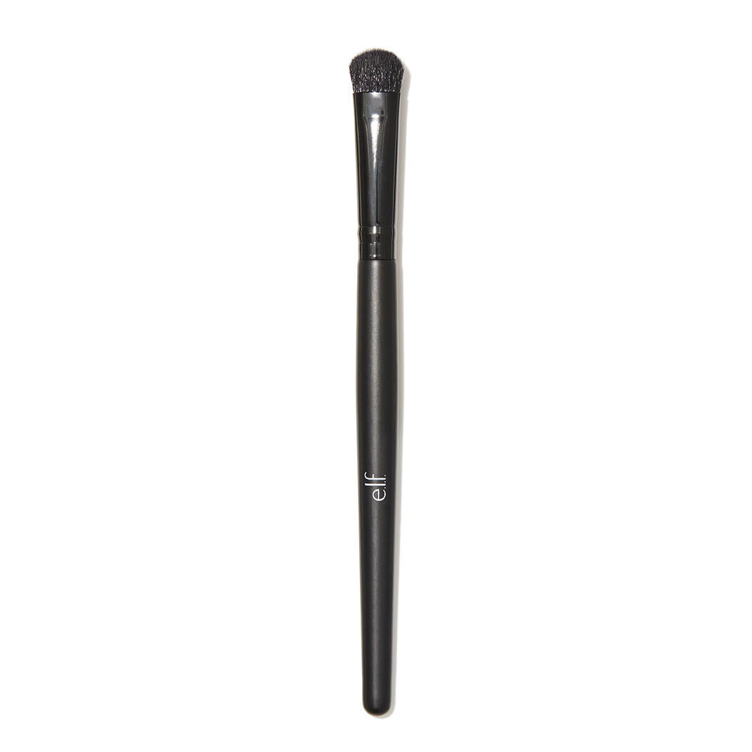 eyeshadow-c-brush-d6 84008_EyeshadowCBrush_v1wA.jpg