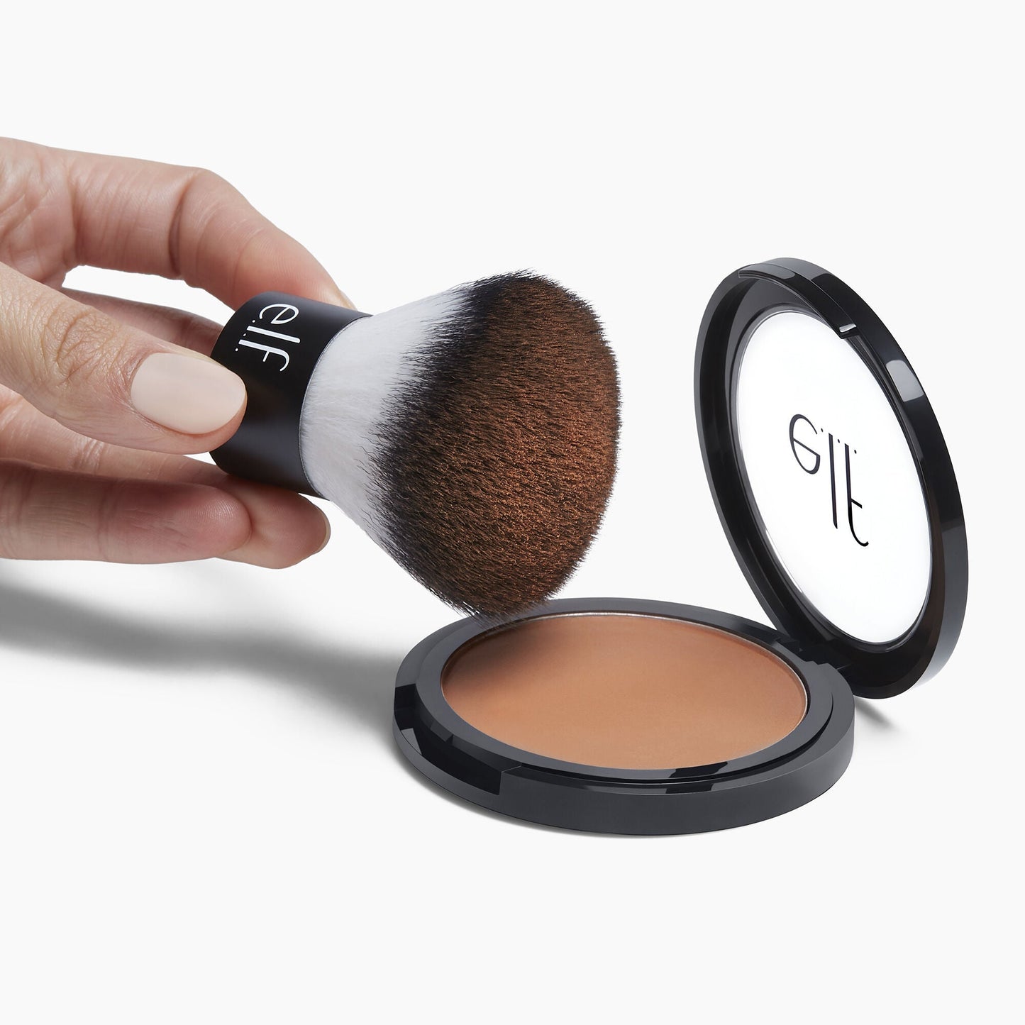 kabuki-makeup-brush-m5 85011_StudioKabuki_Brush_076_V2.jpg