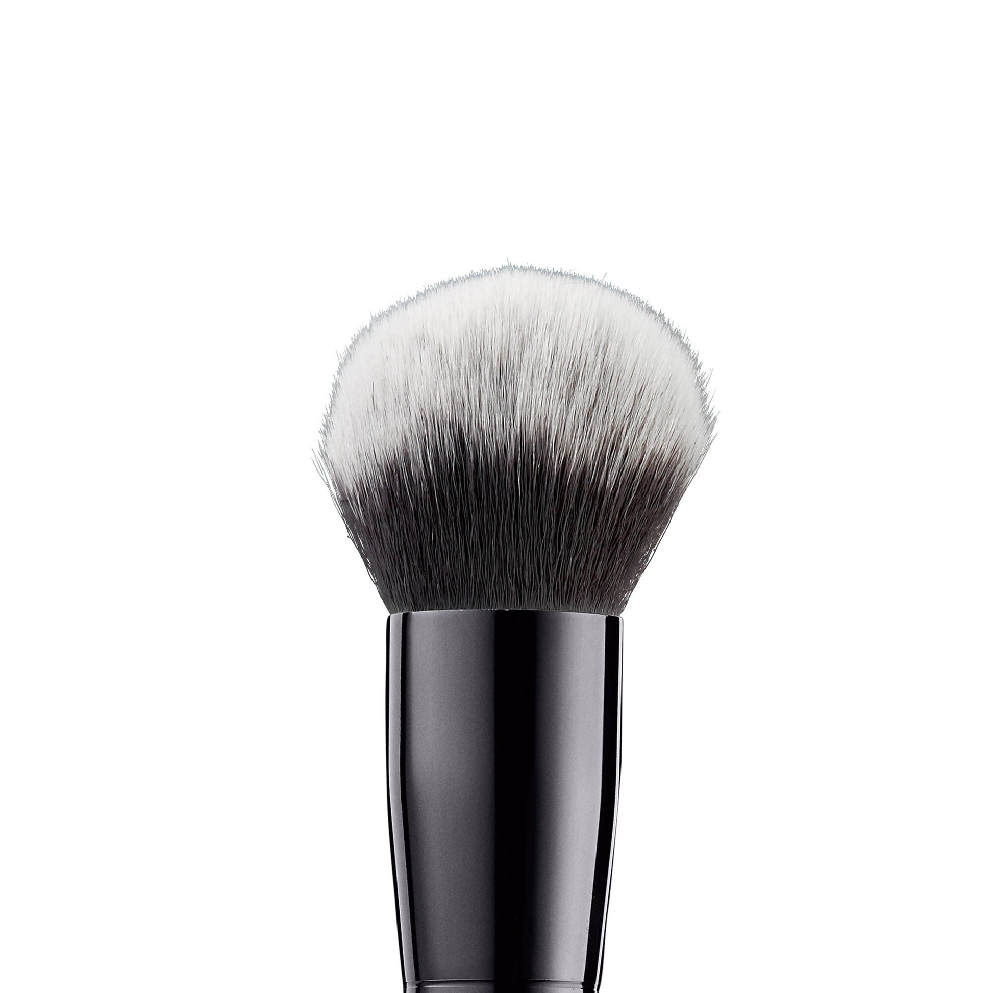 buffing-foundation-brush-h4 BRFAC_84039_Macro_C.jpg