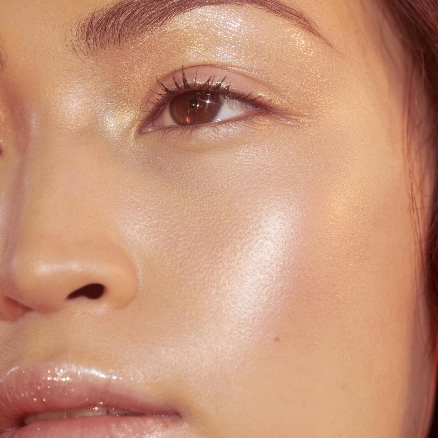 highlighter-brush-s5 crystal_OM_Jacqueline_782_square.jpg