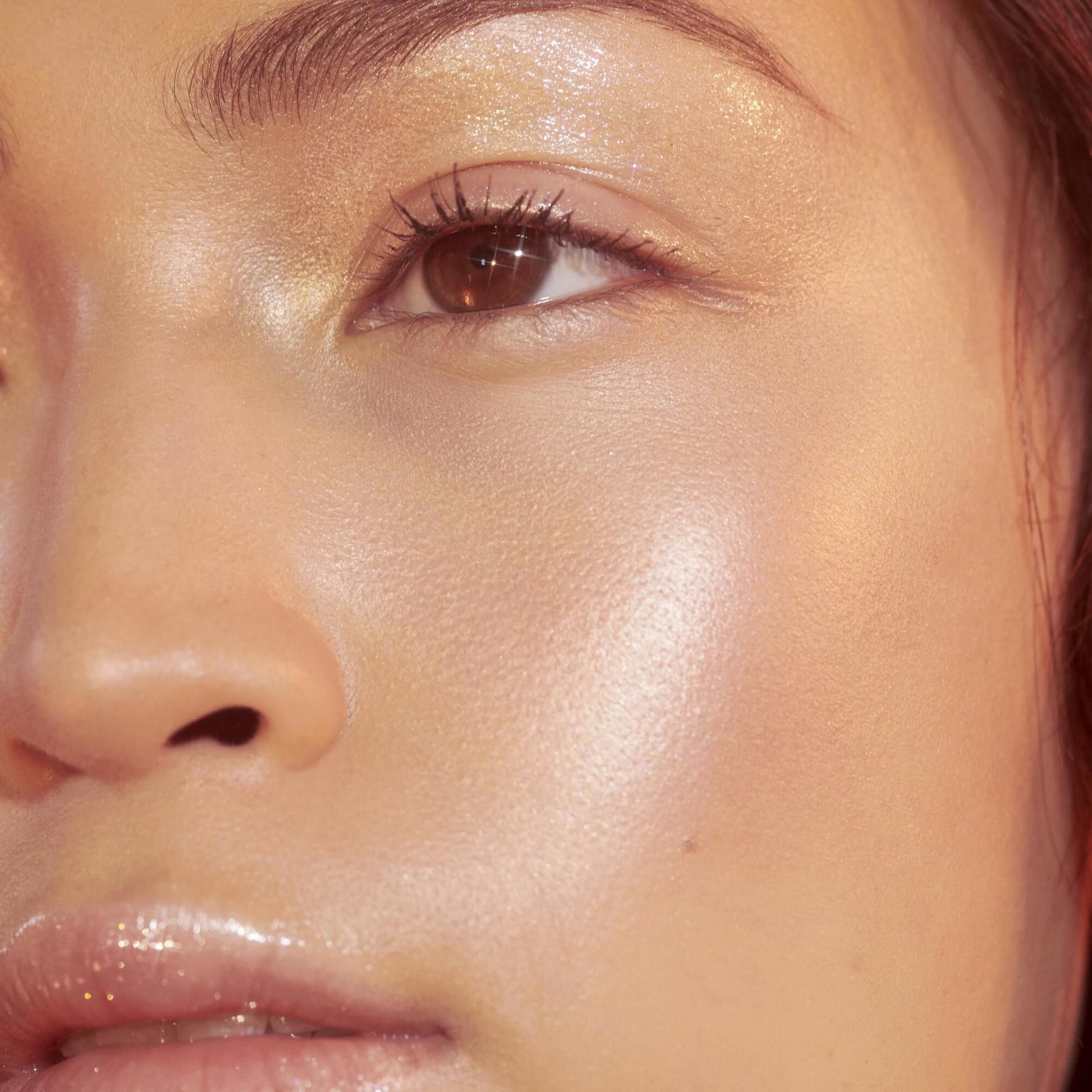 highlighter-brush-s5 crystal_OM_Jacqueline_782_square.jpg